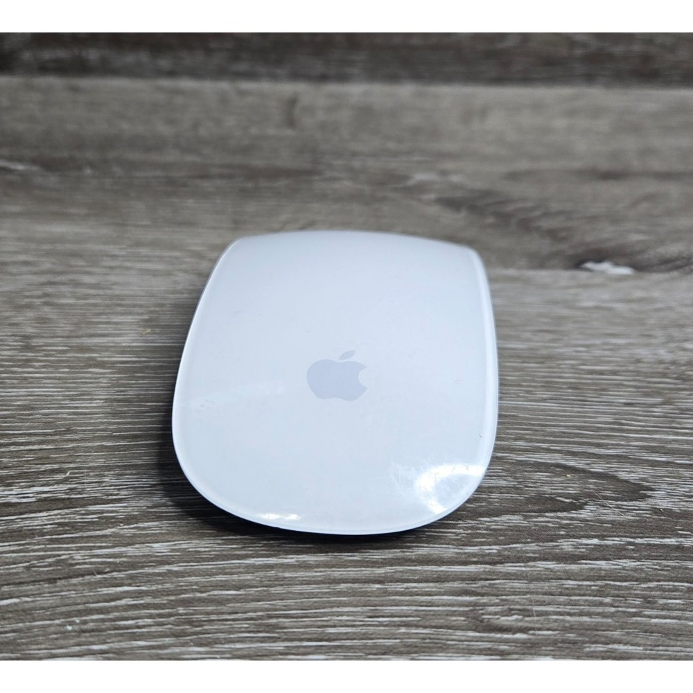 Apple Magic Mouse A1296 White Wireless Bluetooth Battery Operated